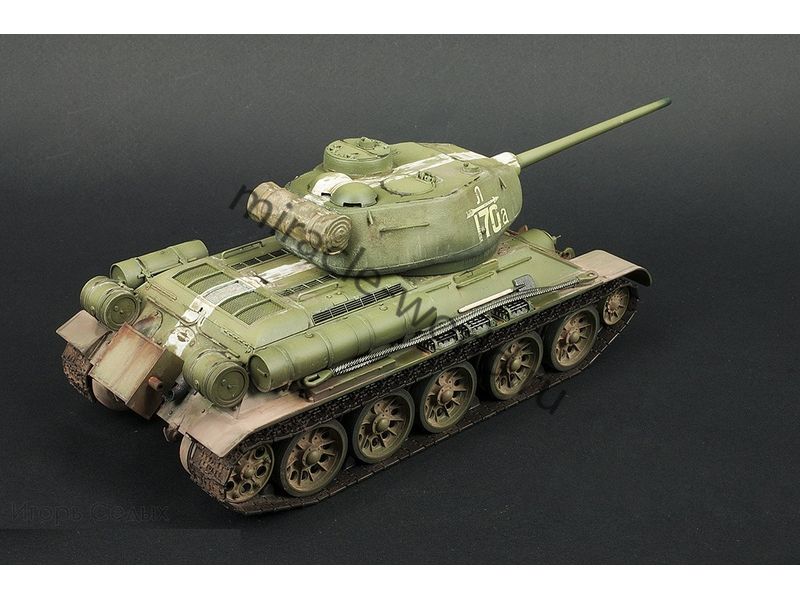 Звезда 3687 Т-34/85 образца 1944г. /средний танк/ 1/35